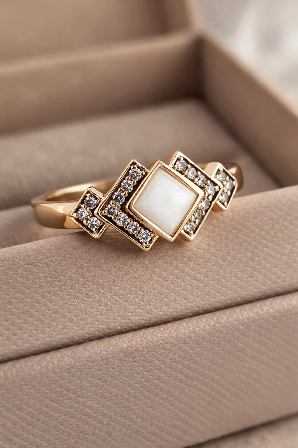 Ring ,Valeria'